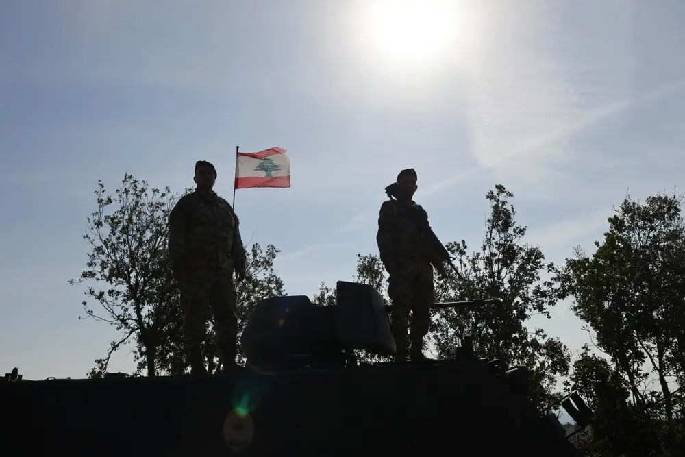 Israel ataca posições do Hezbollah no leste do Líbano