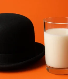 Qual a simbolia das cores em Laranja Mecânica?