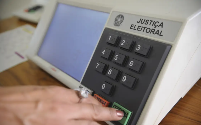 175 mil com deficiência votam em seções sem acessibilidade