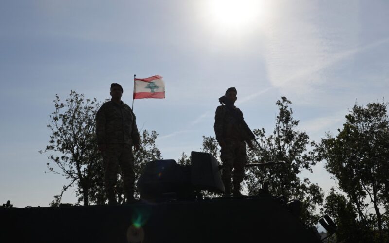 Israel ataca posições do Hezbollah no leste do Líbano