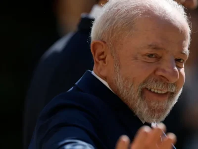 Lula confirma ida ao G7 na França para reuniões bilaterais